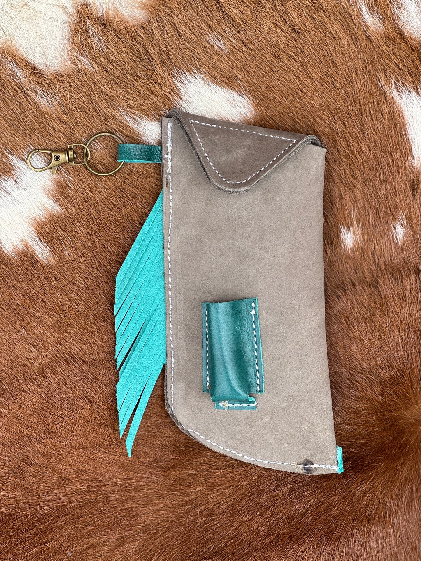 Chap-Stick Sunglass Holder Turquoise and Gray