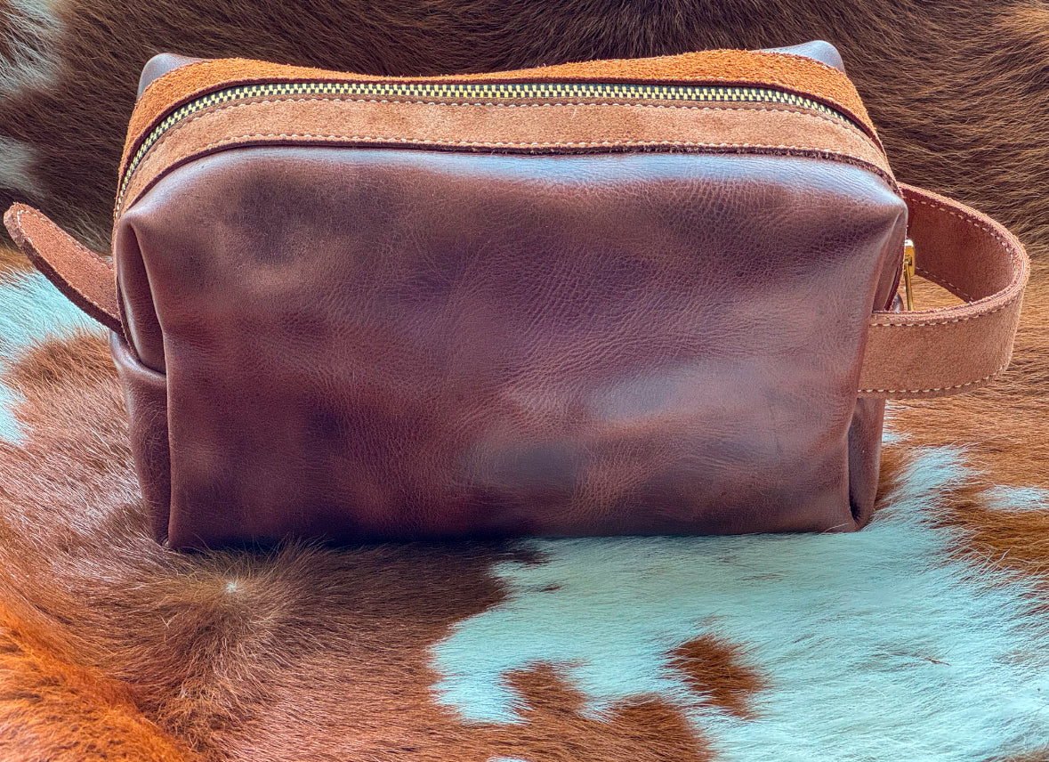 Chocolate Dopp kit