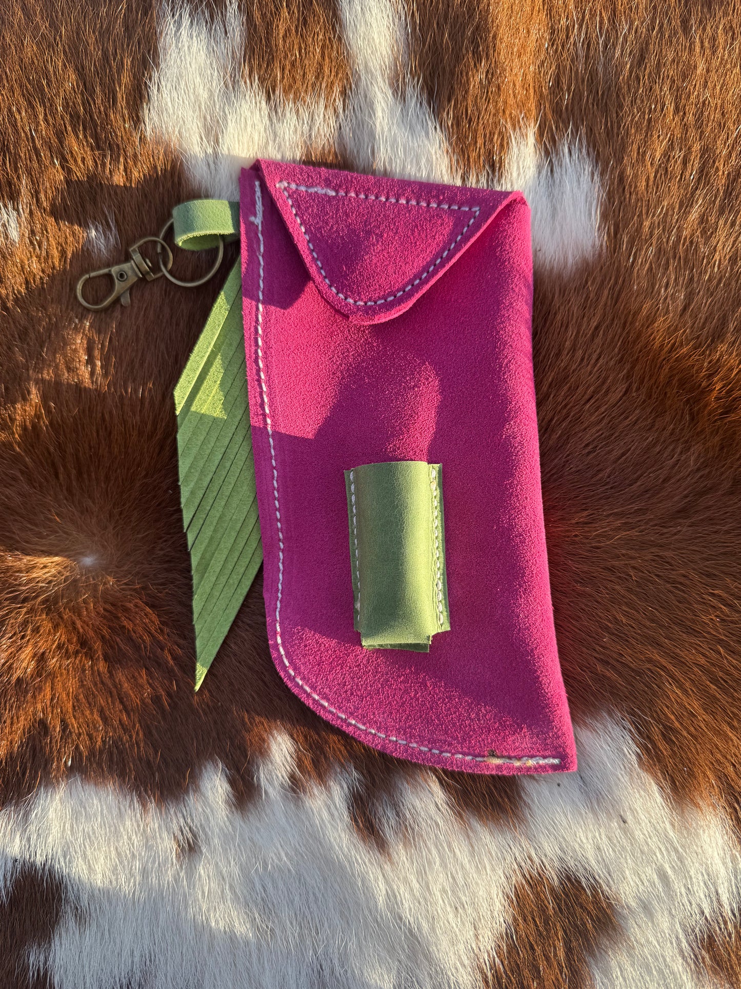 Chap-Stick Sunglass Holder pink & Green