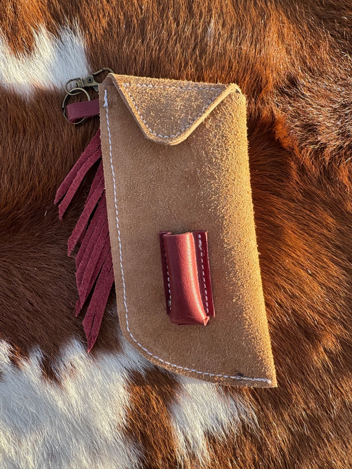 Chap-Stick Sunglass Holder Peanut & Maroon