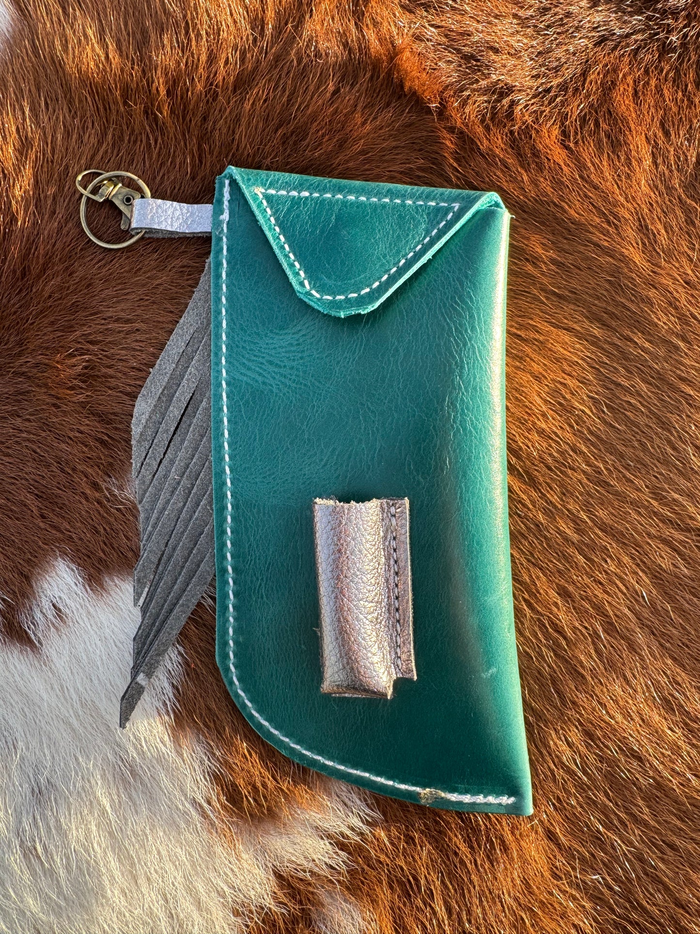 Chap-Stick Sunglass Holder Turquoise & Metallic Steel