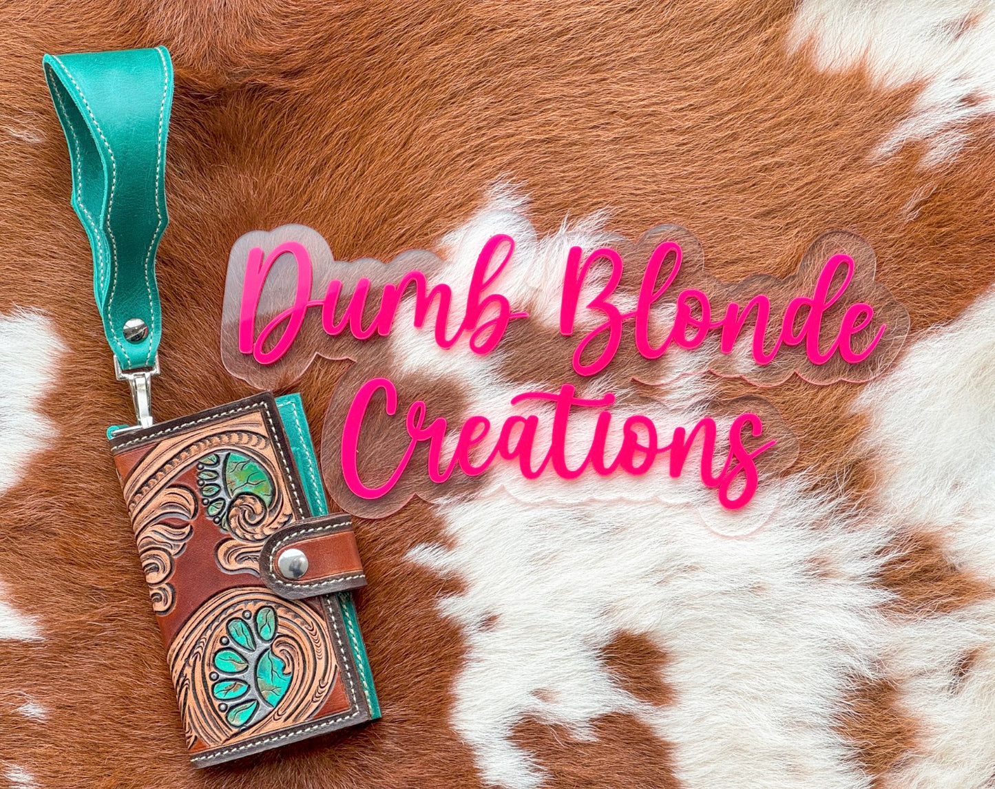 Turquoise Cluster Wristlet