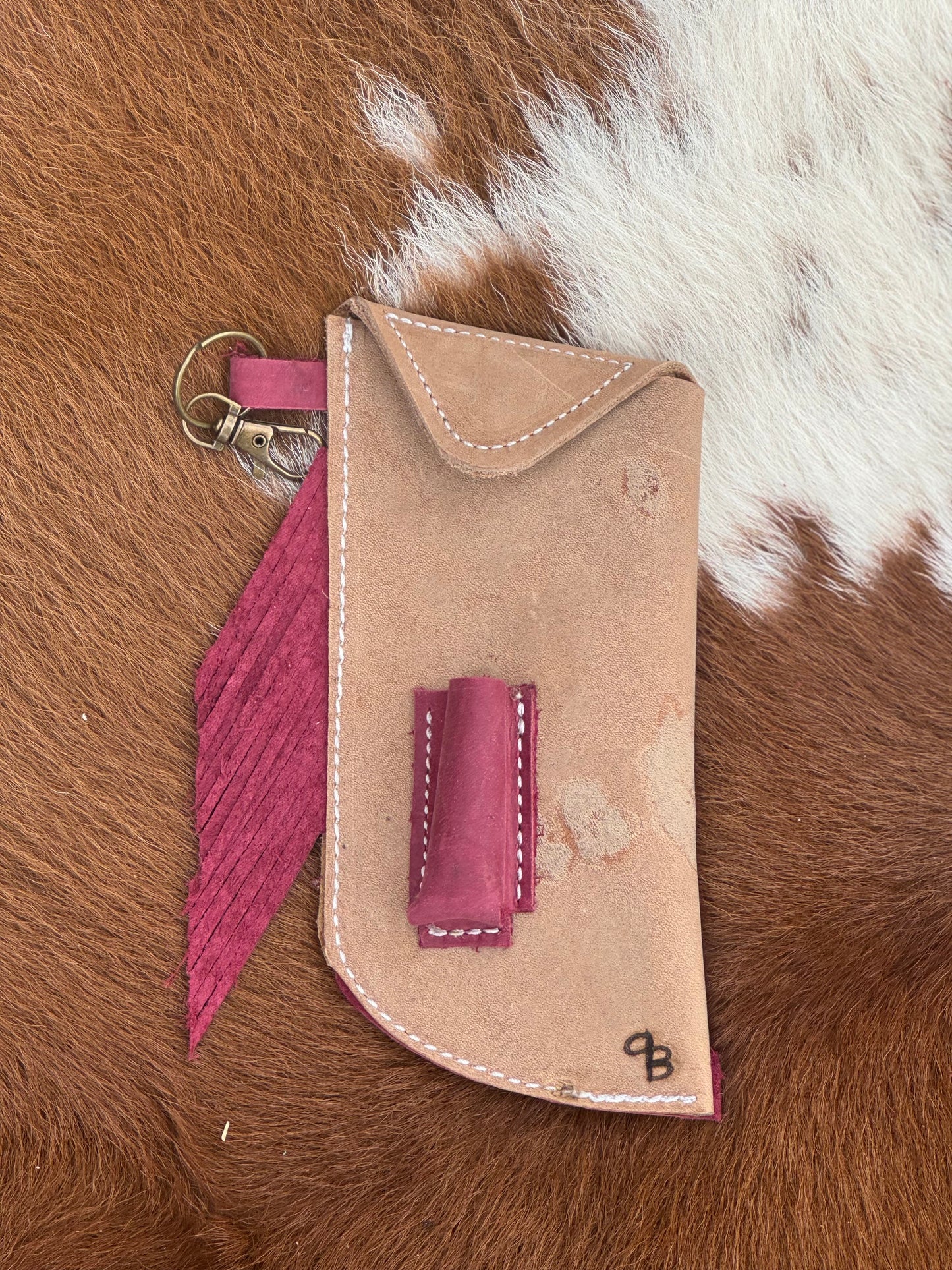 Chap-Stick Sunglass Holder Peanut & Maroon
