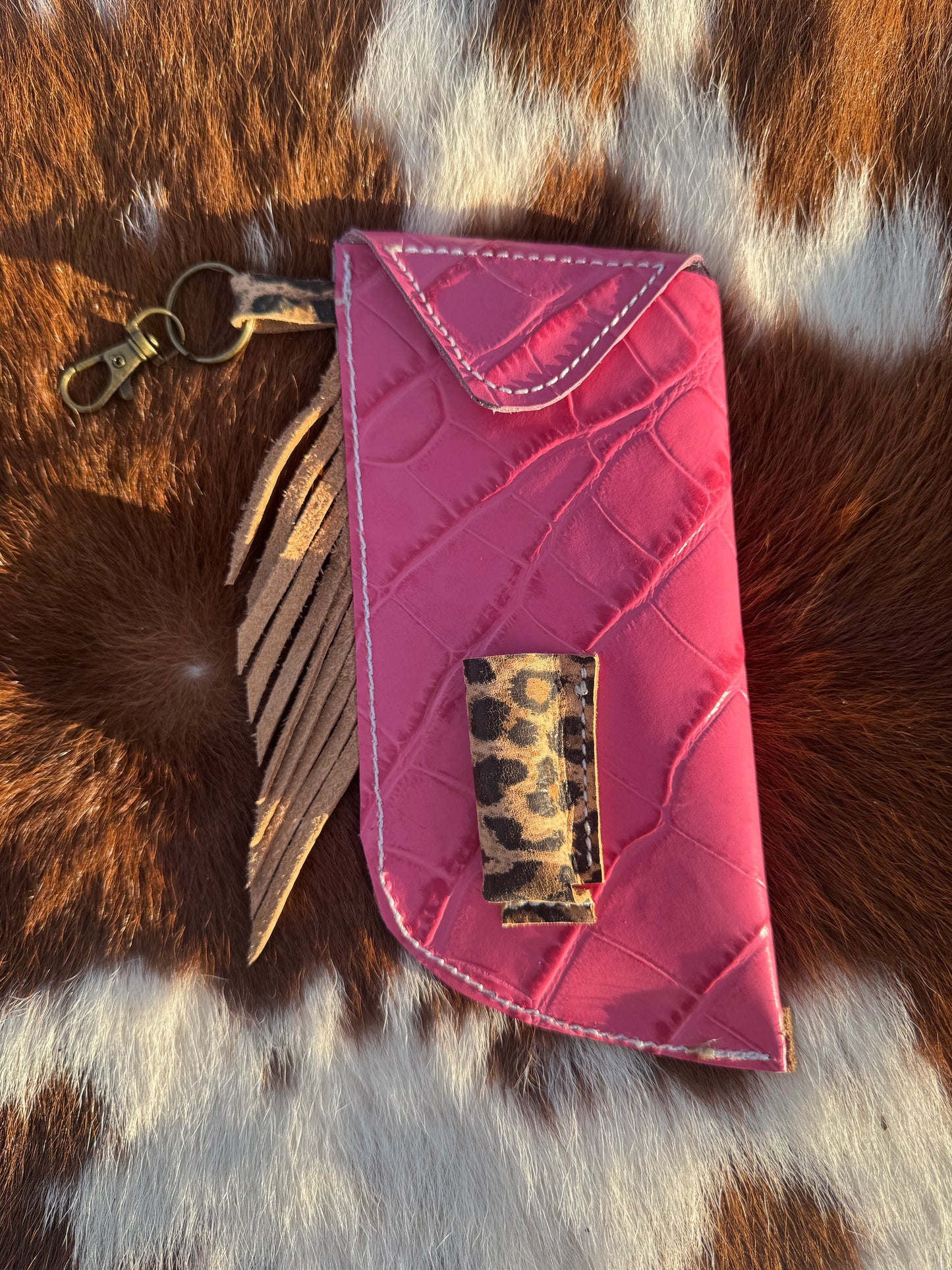 Chap-Stick Sunglass Holder Pink Gator & Cheetah