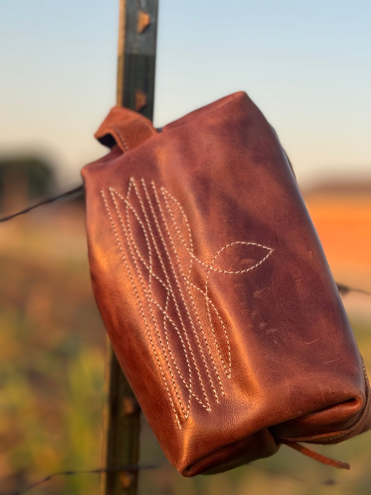 Brown Boot Stitch Dopp Kit