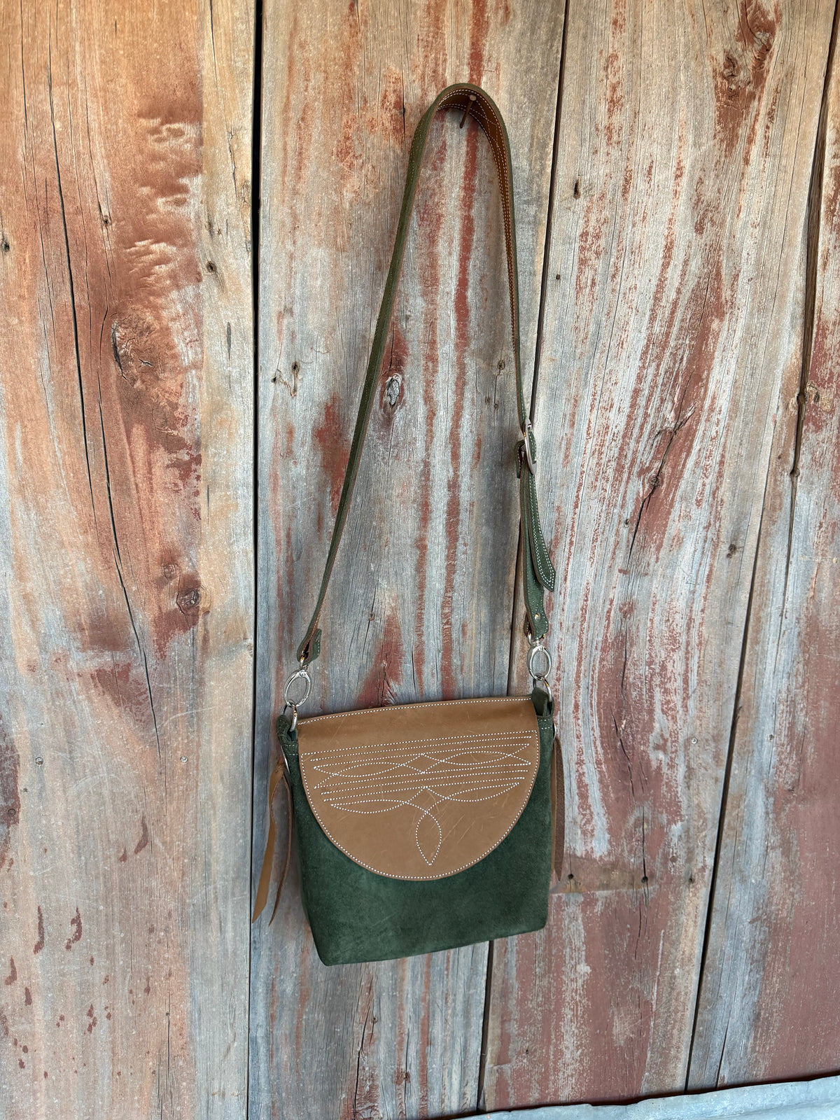 Evergreen Toe Bug Purse