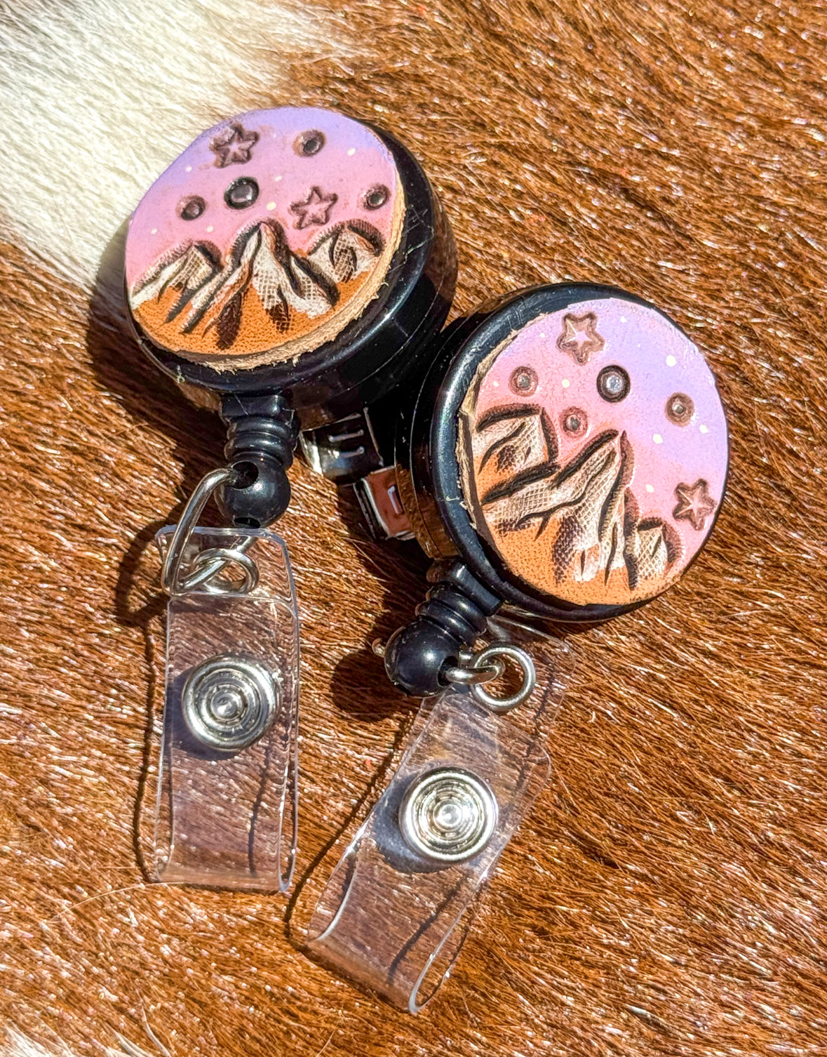 Mountain badge reel