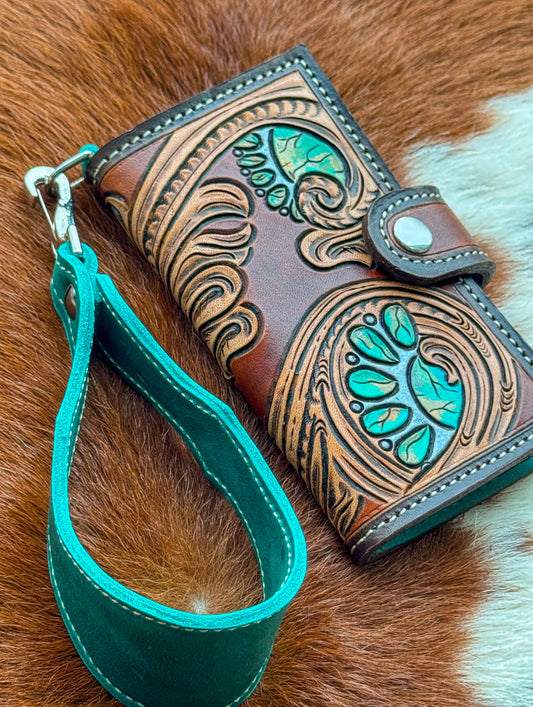 Turquoise Cluster Wristlet