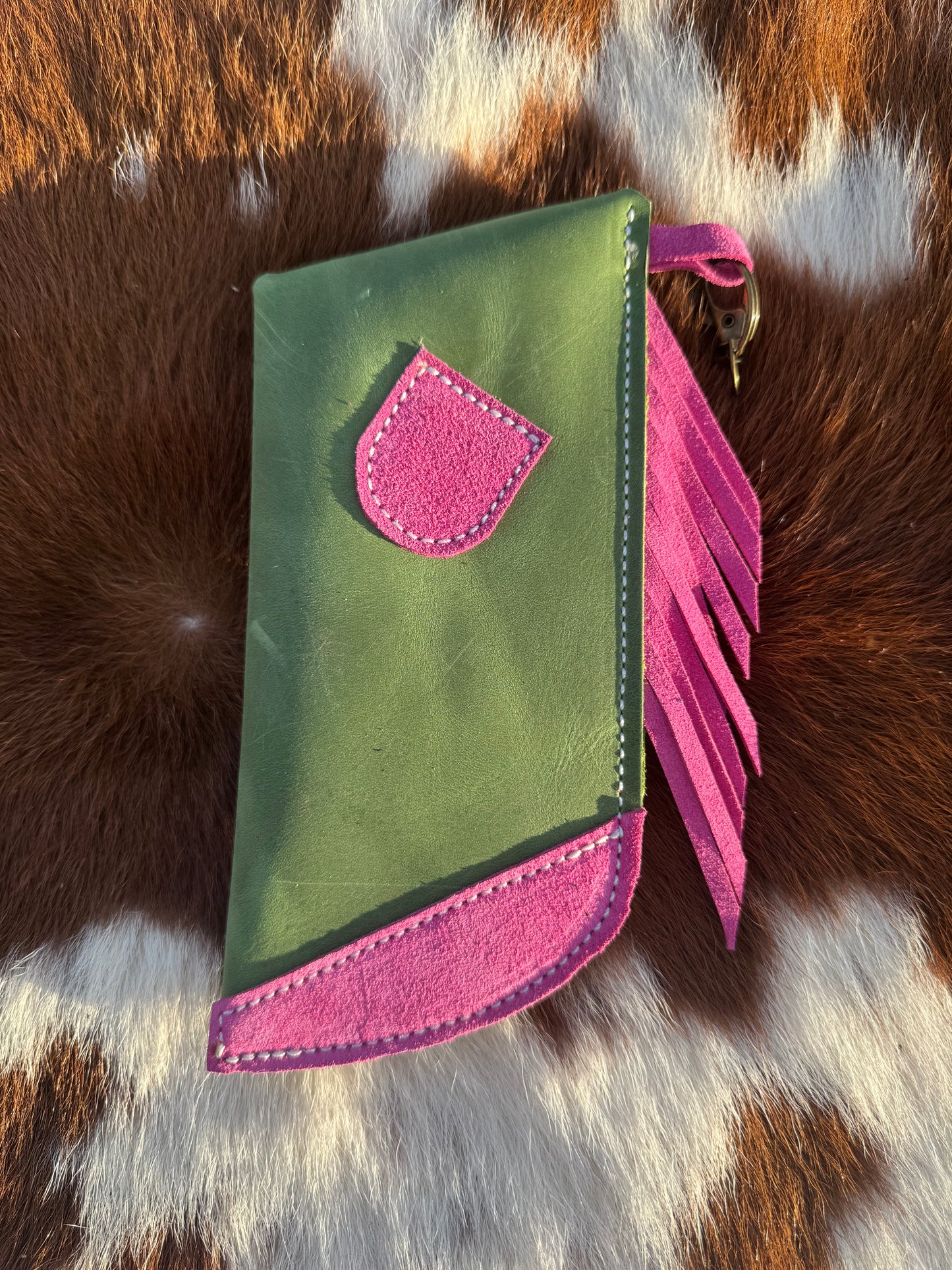 Chap-Stick Sunglass Holder Green & pink