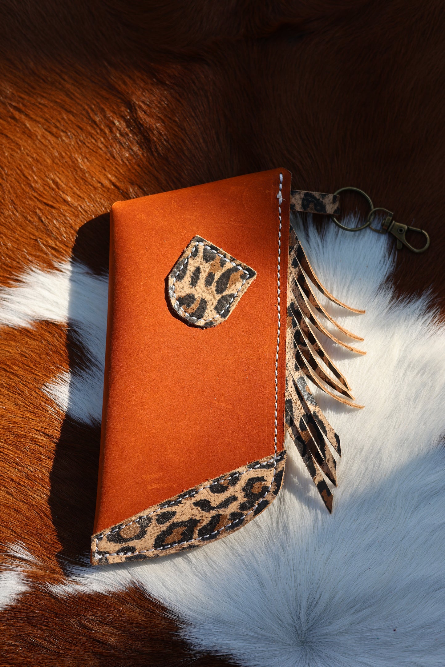 Chap-Stick Sunglass Holder Rust & Cheetah