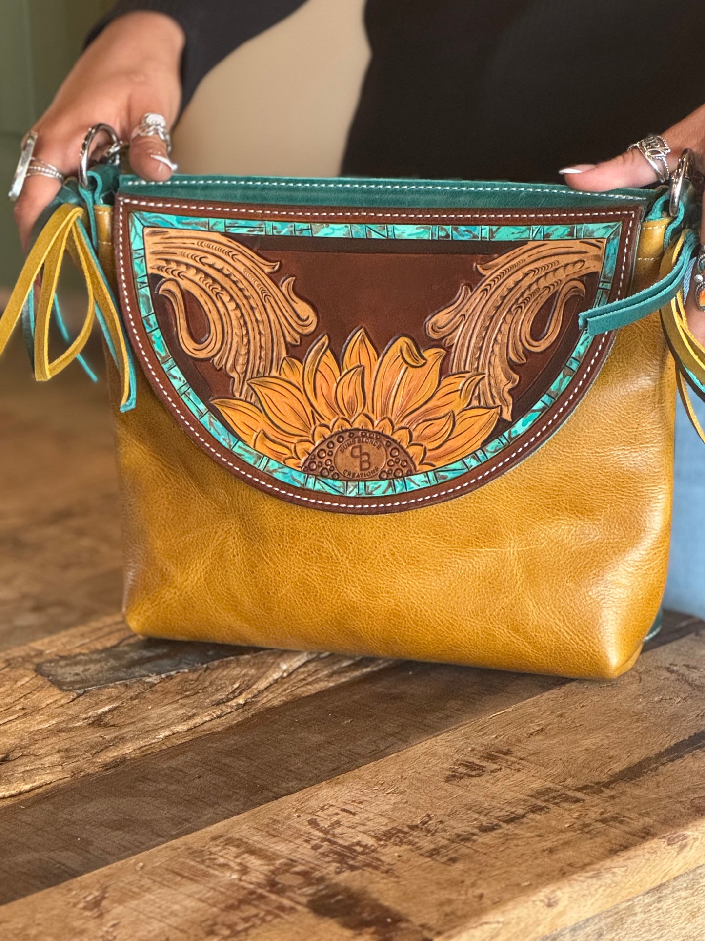 Sunny purse