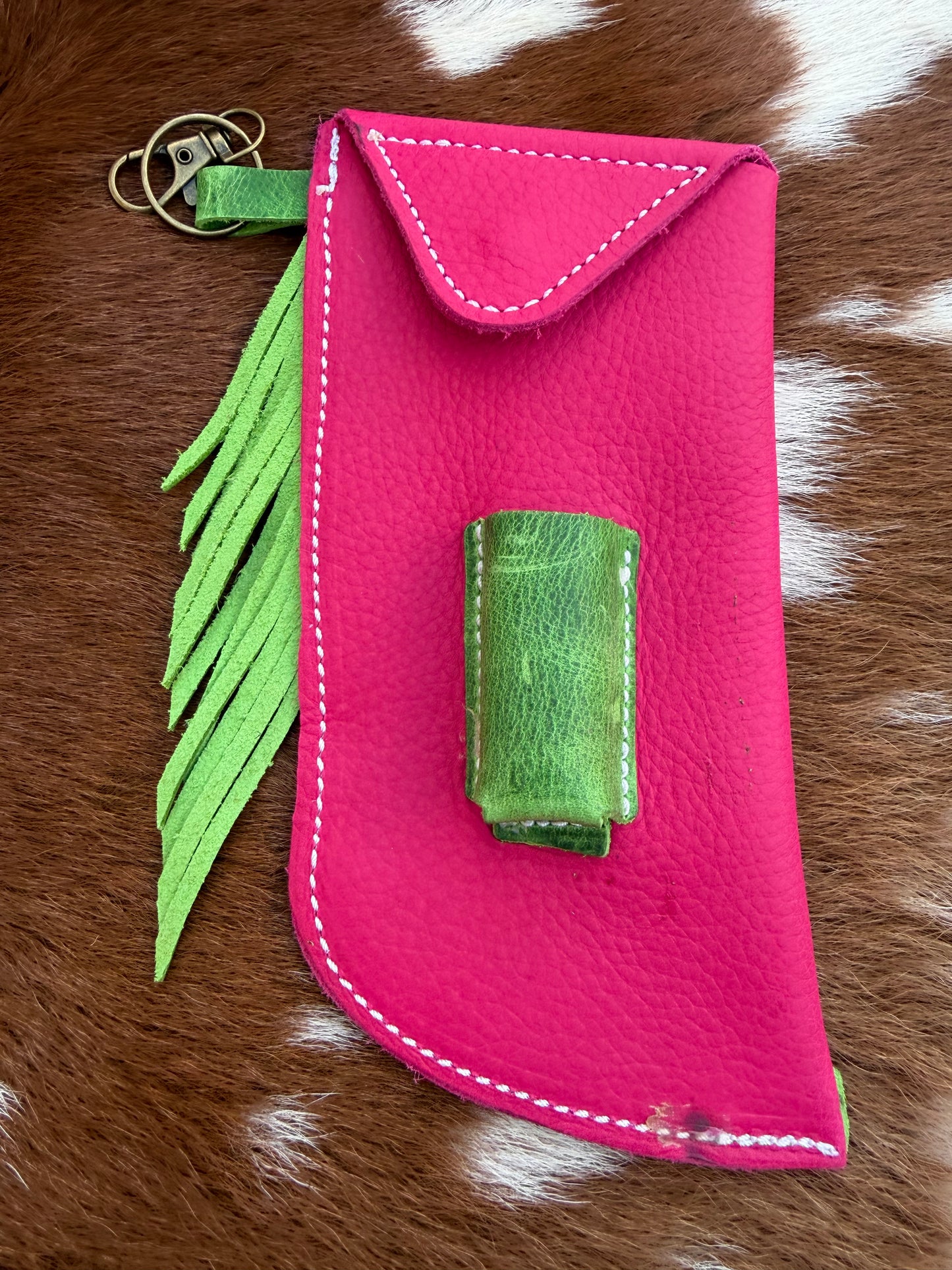 Chap-Stick Sunglass Holder pink & Green